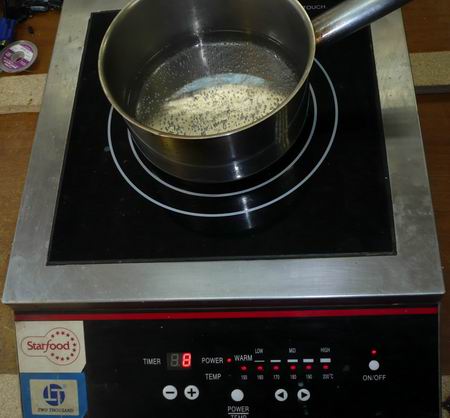 Индукционная плита TT-EM3000, уже после нескольких ремонтов мы сделали простой вывод, принимать такое оборудование без специальной посуды – дело неблагодарное.